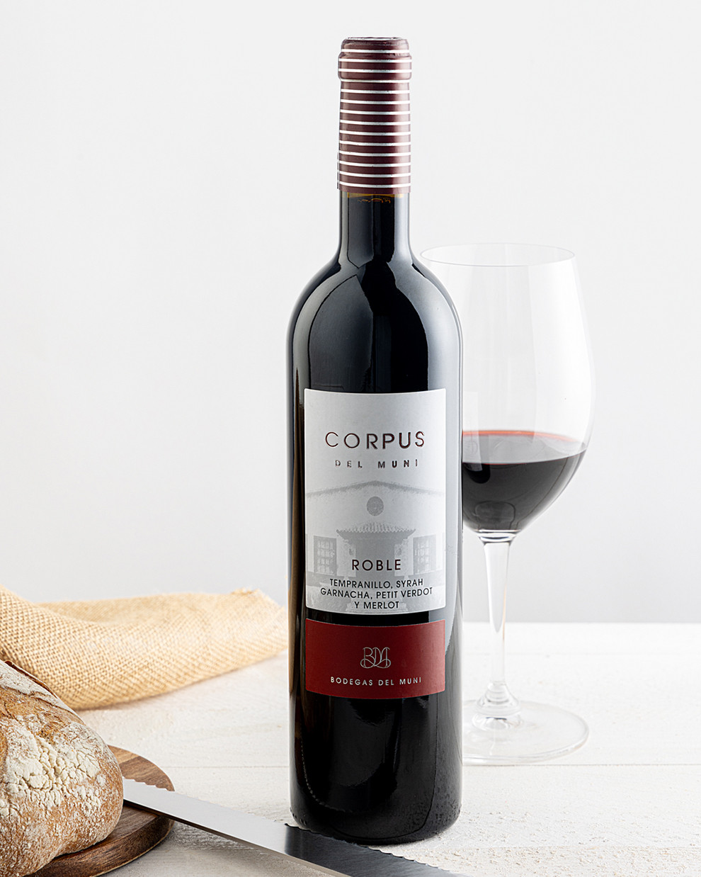 Vino Corpus del Muni roble 02