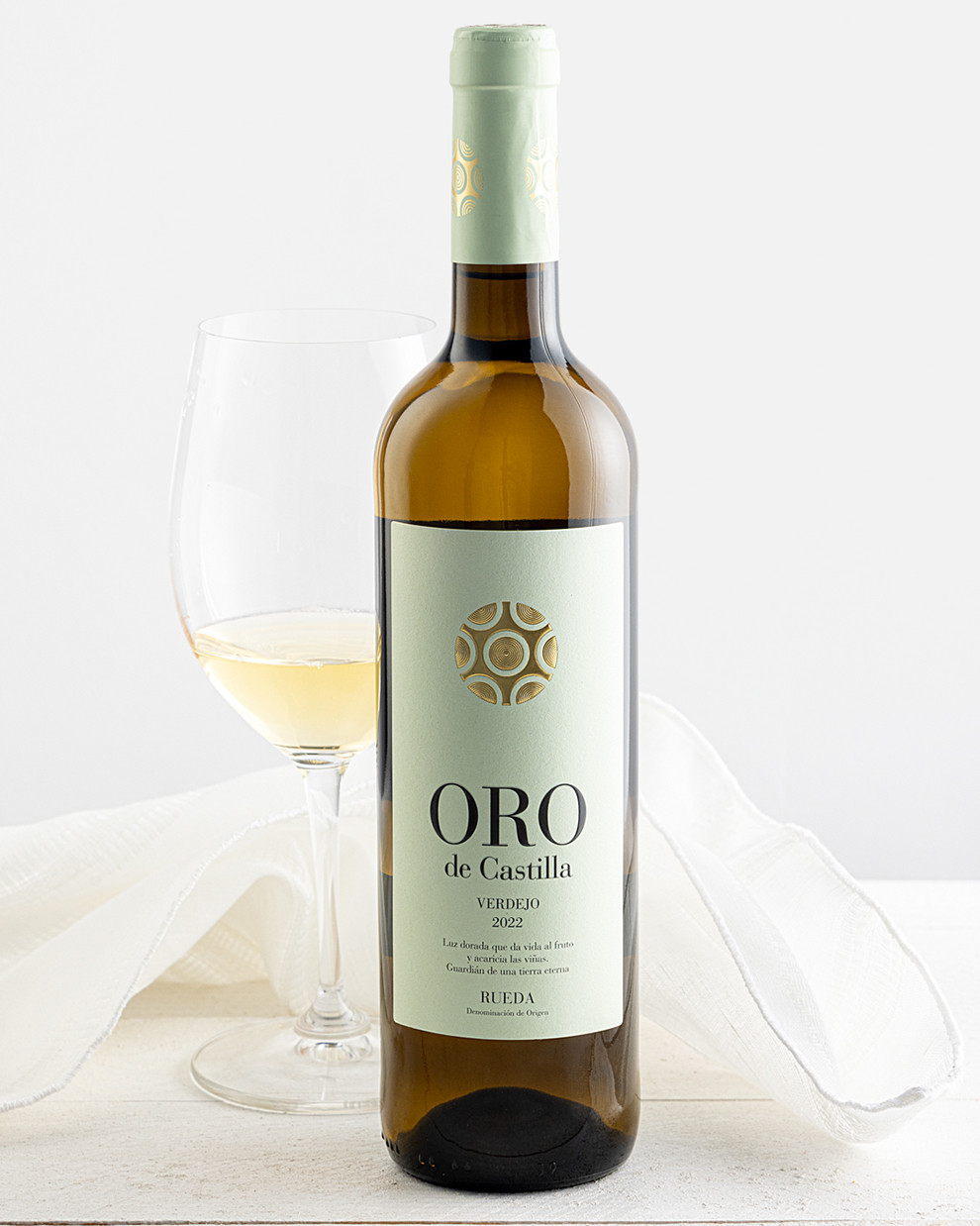 Vino Oro de Castilla blanco 02